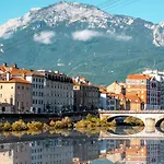 Apartman Lumineux Avec Balcon Grenoble