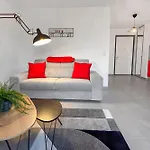 Lumineux Avec Balcon * Grenoble