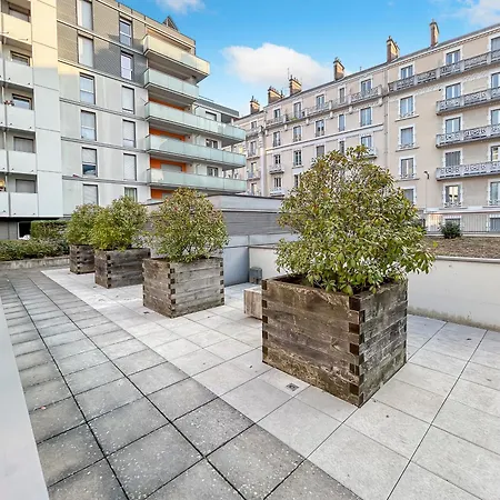 Lumineux Avec Balcon *