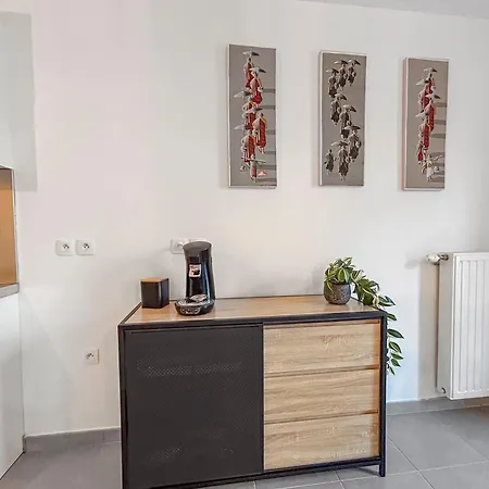 Appartement Lumineux Avec Balcon