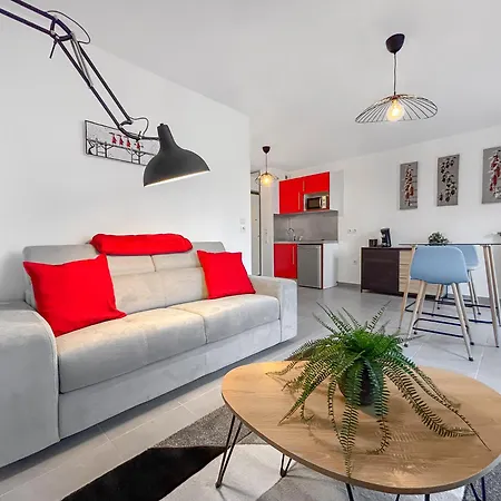 Lumineux Avec Balcon * Grenoble