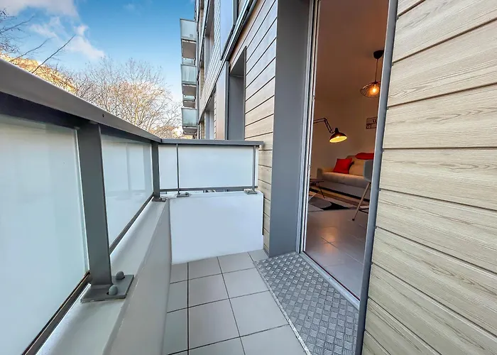 Lumineux Avec Balcon * Grenoble