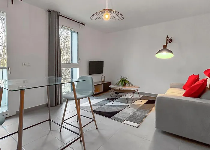 Lumineux Avec Balcon Grenoble