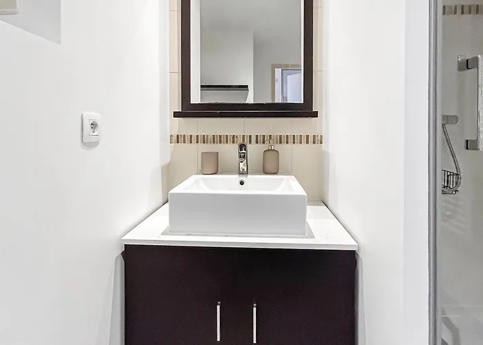 Lumineux Avec Balcon