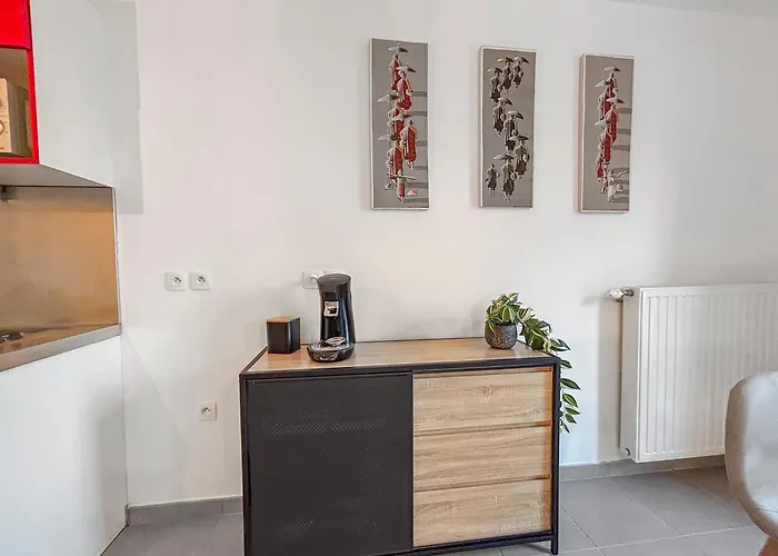 דירה Lumineux Avec Balcon