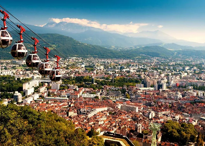 Lumineux Avec Balcon גרנובל